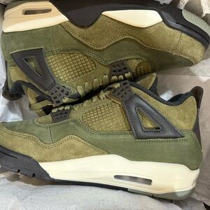 Jordan 4 craft Olive and Black Men's Sneakers size 9.5m